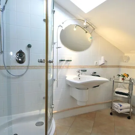 Gaestehaus Wineberger Affittacamere 4*