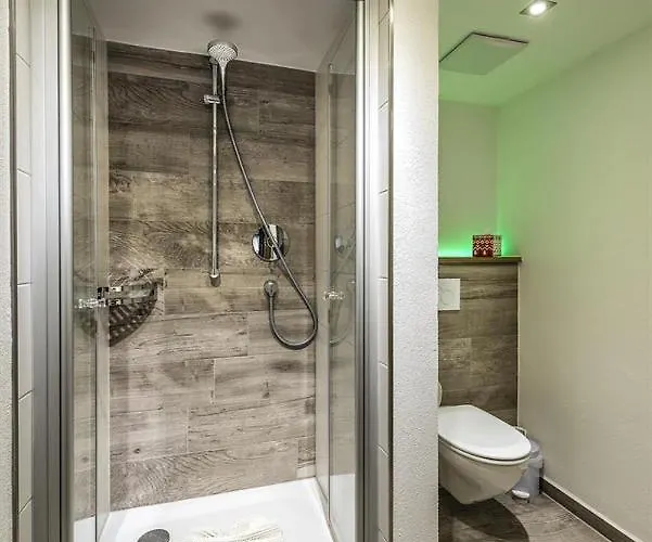 Gaestehaus Wineberger בית הארחה באד הינדלאנג